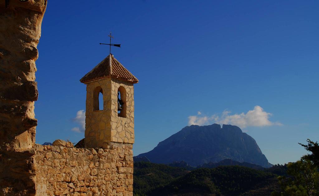 Alojamientos Turisticos Isa I Toni Sella Exteriör bild